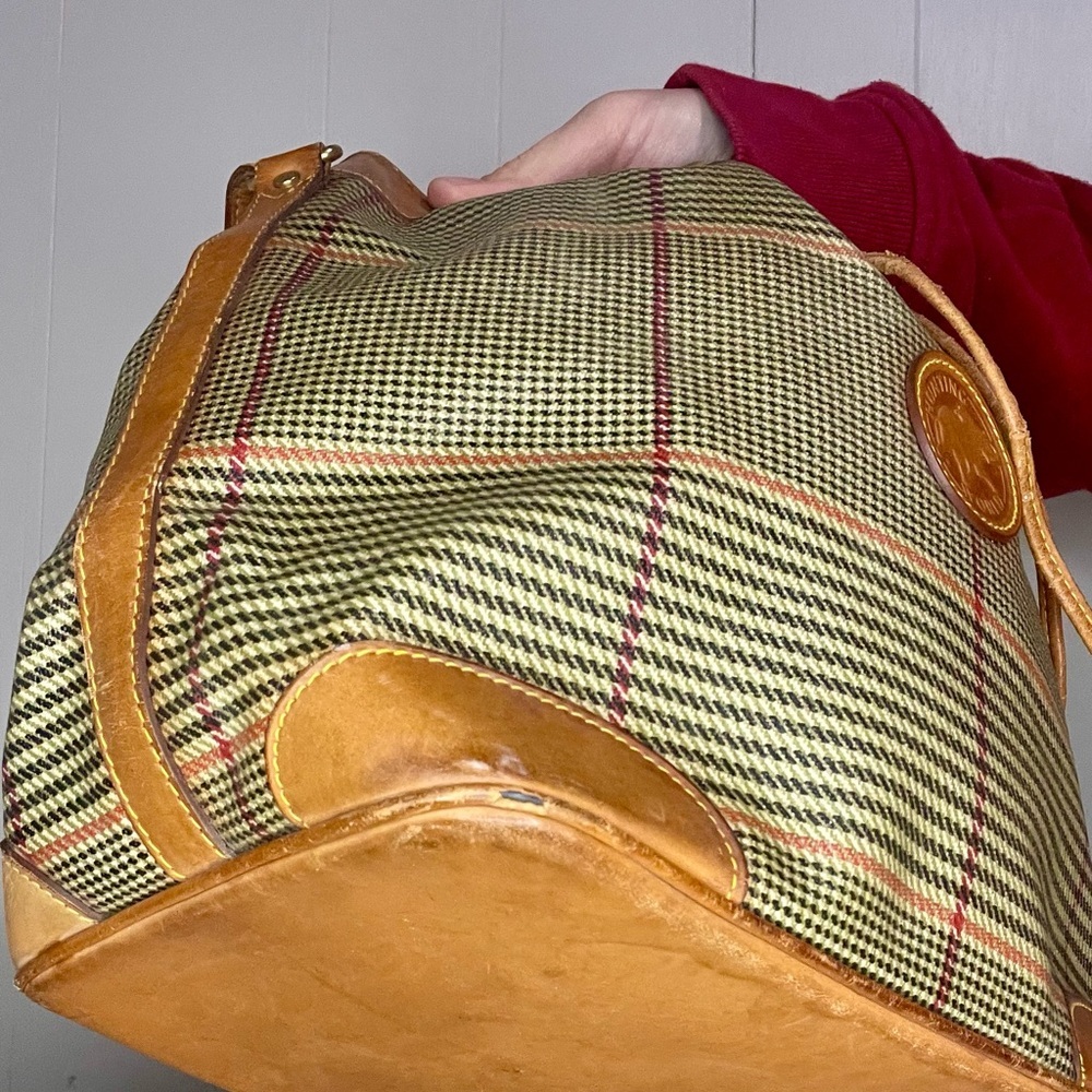Hunting World Plaid Bucket Bag - Picture 6 of 13